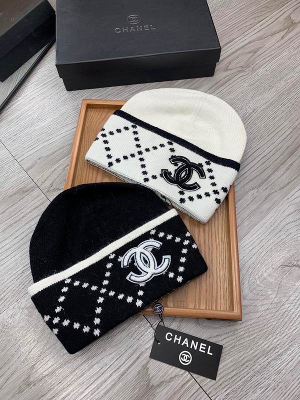 Chanel hat hm28